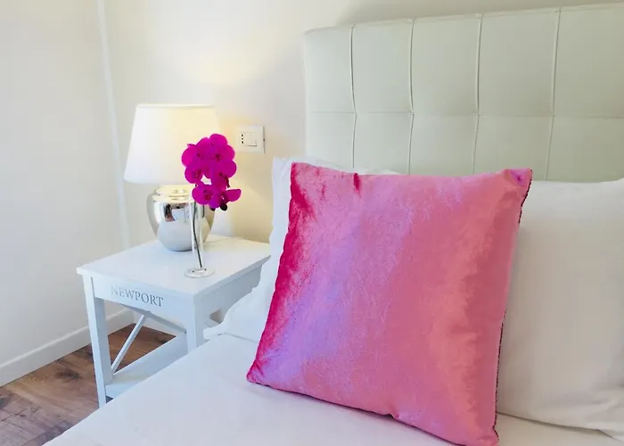 Bed & Breakfast Flowers Sweet 3*